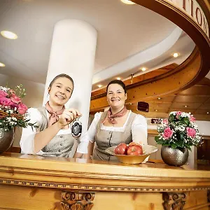 4* Hotel Dehner Blumen